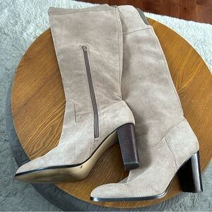 Elegant Tan Knee-High Women's Boots